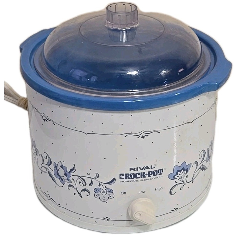 VINTAGE Rival Crock Pot 3120 2.5 Qt Blue Floral Pattern Stoneware Slow Cooker